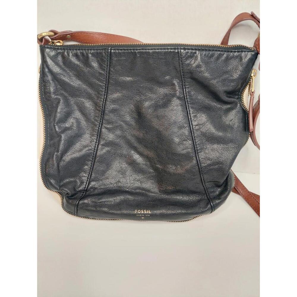 Fossil Purse Black Genuine  Leather Tote Hobo Style Unzips To White Bottom - Picture 4 of 9